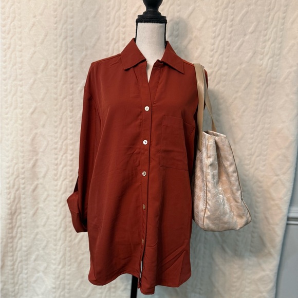 CHANEL Tote - Picture 5 of 15